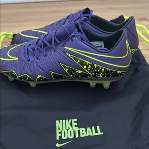 Nike Hypervenom Purple and Yellow Soccer Cleats size 9.5 new